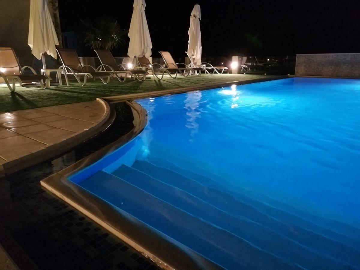 Hotel Carisa Maleme Extérieur photo
